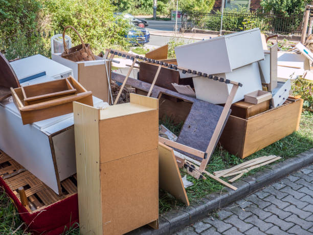 Best Construction Debris Removal  in Grafton, OH